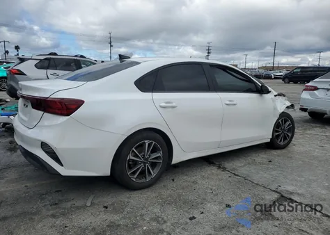 2022 Kia Forte Lx из США, поврежденный, VIN 3KPF24AD5PE617585